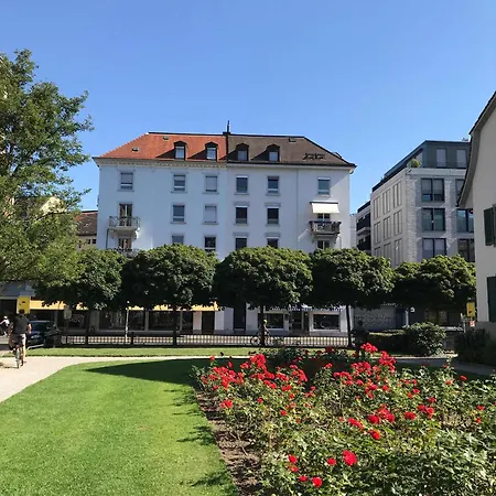 Gemini Diamond - 2br With Huge Terrace