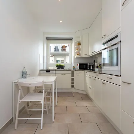 Apartment Kaya Diamond - 2br With Huge Terrace