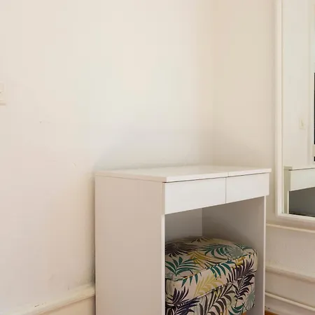 Kaya Diamond - 2br With Huge Terrace