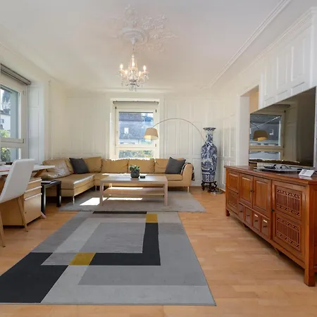 Gemini Diamond - 2br With Huge Terrace * Zurigo